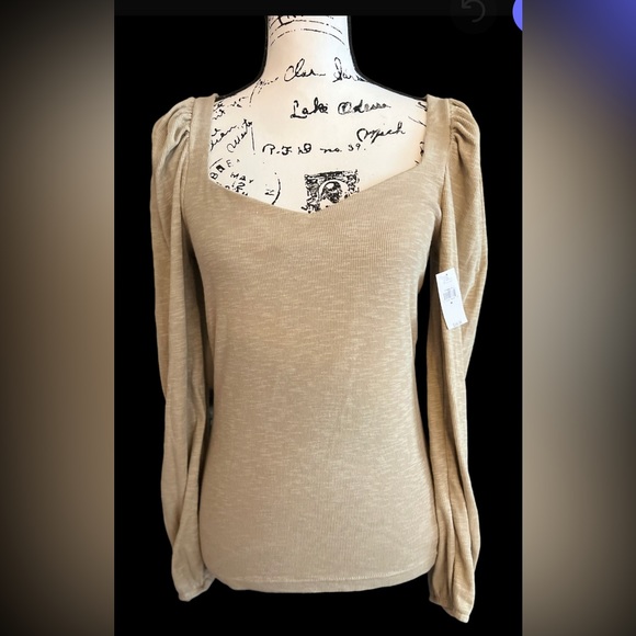 GAP Sweaters - NWT GAP Black V-Neck Sweater